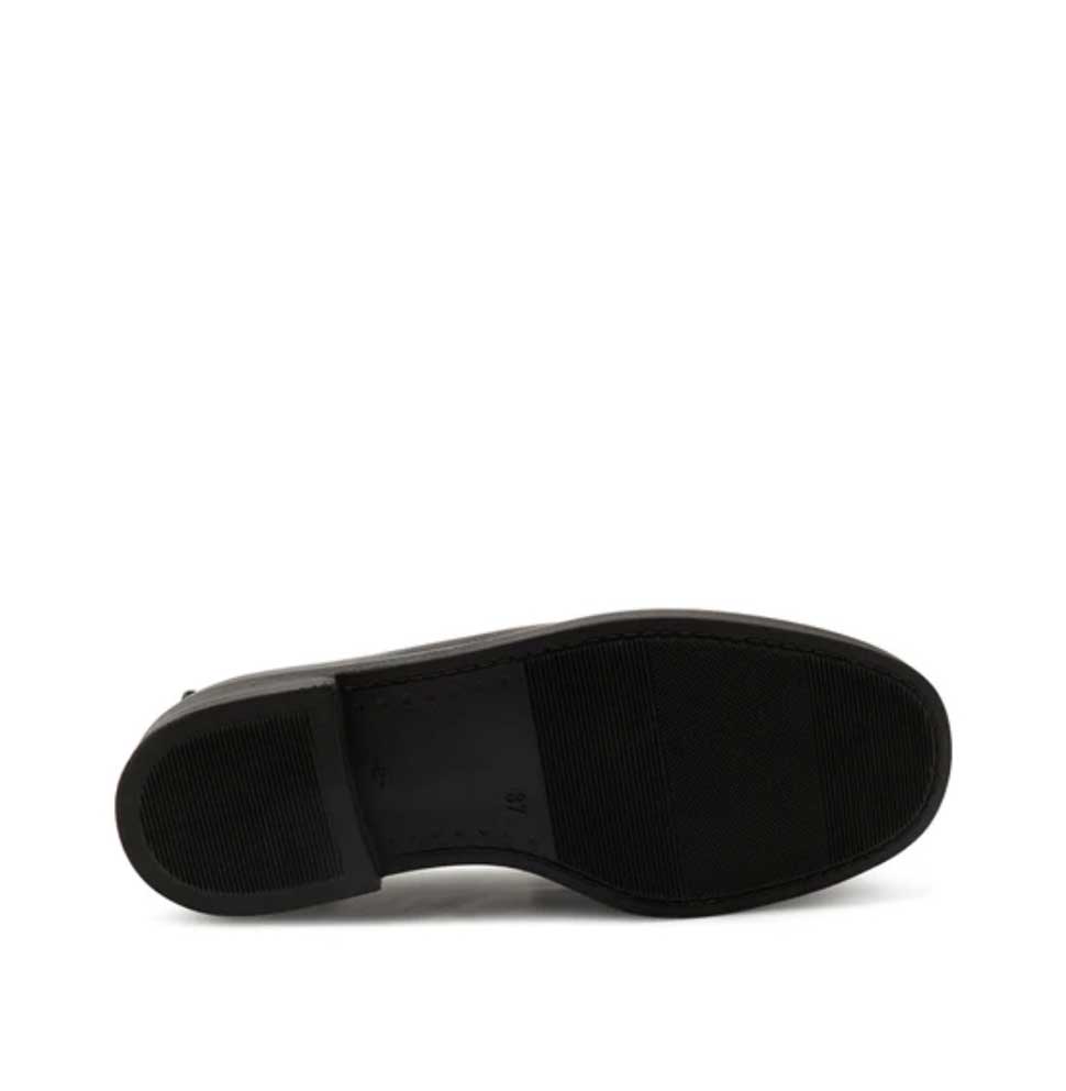 Pavement Shelly Black Loafers